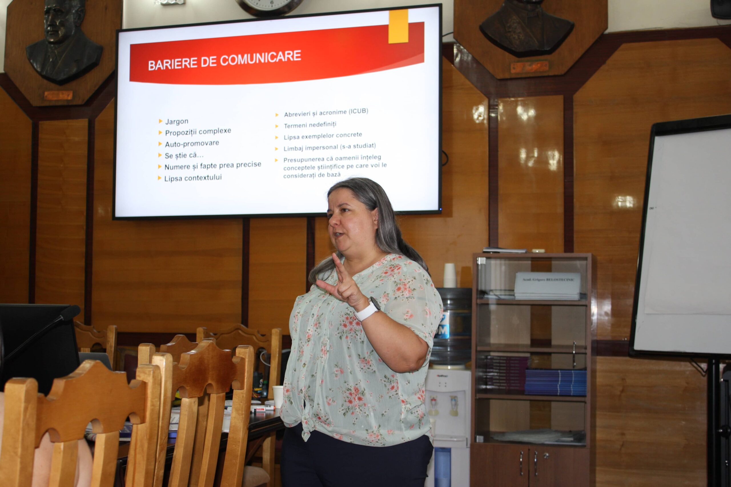 seminar comunicarea cercetarii